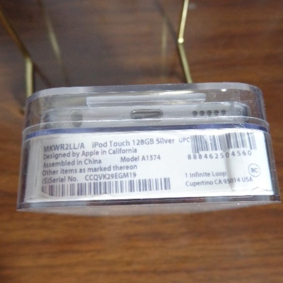 NIB Apple Ipod TOUCH 6th Generation 128GB Silver New in SEALED Box FIRM - Picture 9 of 10